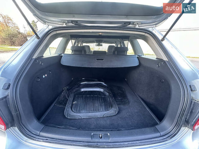 Серый Фольксваген Гольф, объемом двигателя 1.9 л и пробегом 233 тыс. км за 5099 $, фото 22 на Automoto.ua