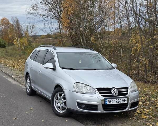 Серый Фольксваген Гольф, объемом двигателя 1.4 л и пробегом 261 тыс. км за 4999 $, фото 14 на Automoto.ua