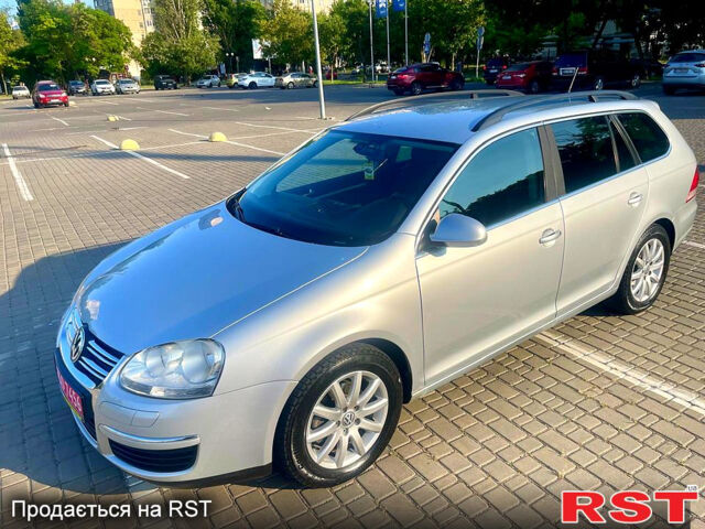 Серый Фольксваген Гольф, объемом двигателя 1.4 л и пробегом 133 тыс. км за 6600 $, фото 12 на Automoto.ua