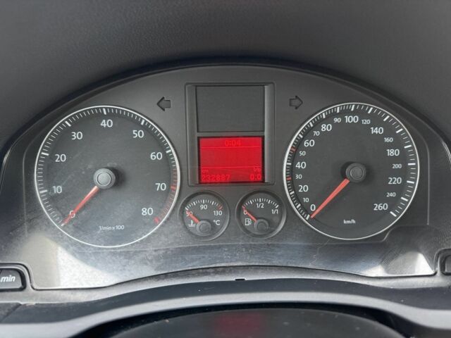 Серый Фольксваген Гольф, объемом двигателя 0 л и пробегом 232 тыс. км за 5500 $, фото 8 на Automoto.ua