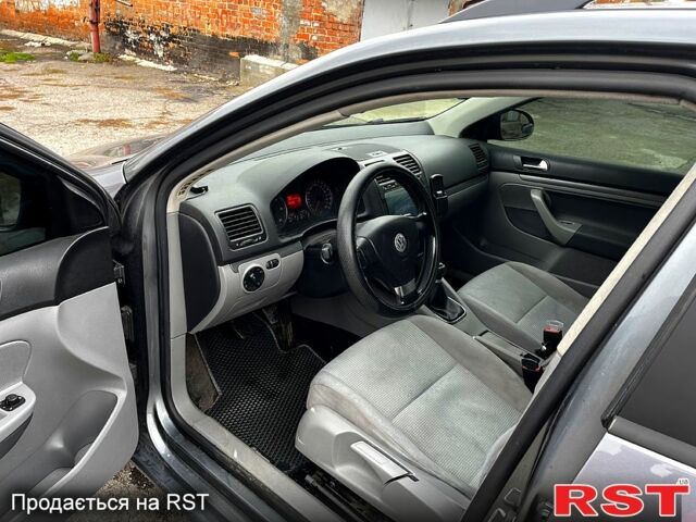 Серый Фольксваген Гольф, объемом двигателя 1.9 л и пробегом 0 тыс. км за 5700 $, фото 6 на Automoto.ua