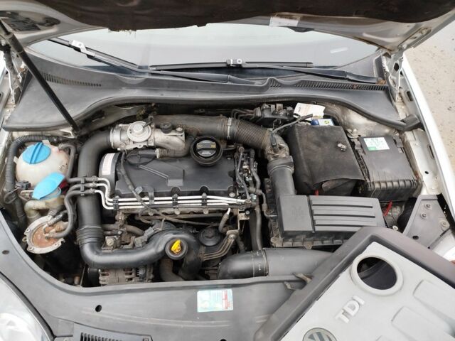 Серый Фольксваген Гольф, объемом двигателя 0 л и пробегом 378 тыс. км за 3100 $, фото 14 на Automoto.ua