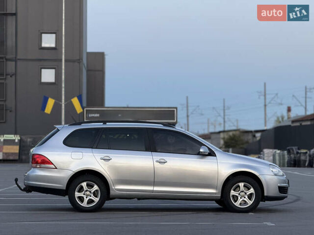 Серый Фольксваген Гольф, объемом двигателя 1.6 л и пробегом 287 тыс. км за 5950 $, фото 11 на Automoto.ua