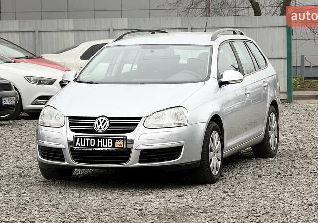 Серый Фольксваген Гольф, объемом двигателя 1.6 л и пробегом 218 тыс. км за 6900 $, фото 4 на Automoto.ua