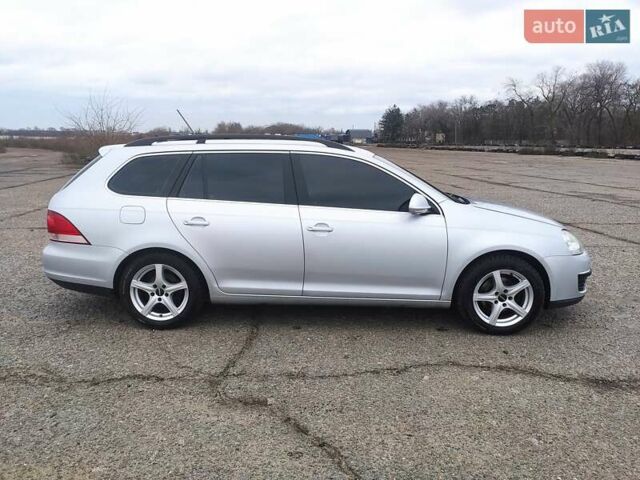 Серый Фольксваген Гольф, объемом двигателя 1.9 л и пробегом 231 тыс. км за 7000 $, фото 2 на Automoto.ua