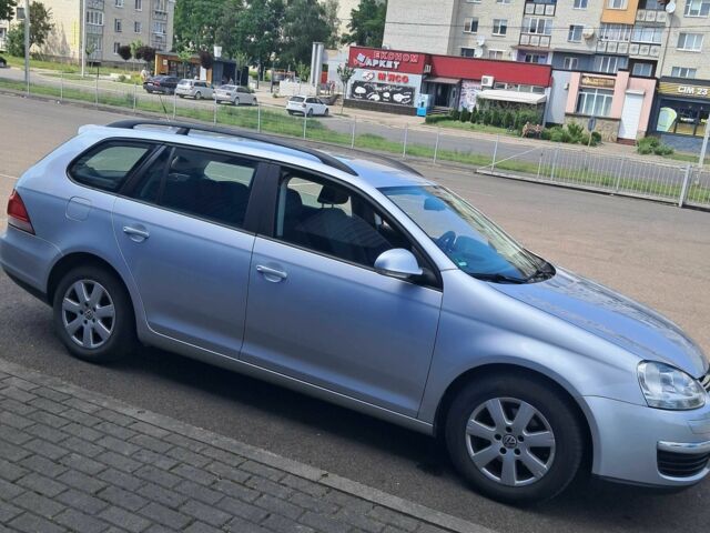 Сірий Фольксваген Гольф, об'ємом двигуна 1.6 л та пробігом 199 тис. км за 5900 $, фото 2 на Automoto.ua