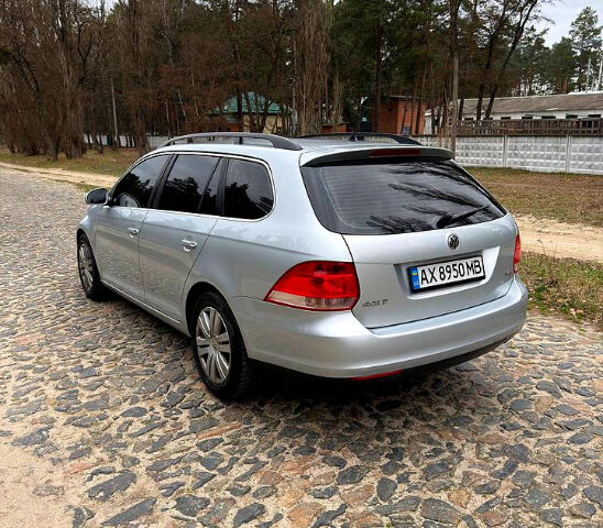 Серый Фольксваген Гольф, объемом двигателя 1.4 л и пробегом 211 тыс. км за 5300 $, фото 3 на Automoto.ua