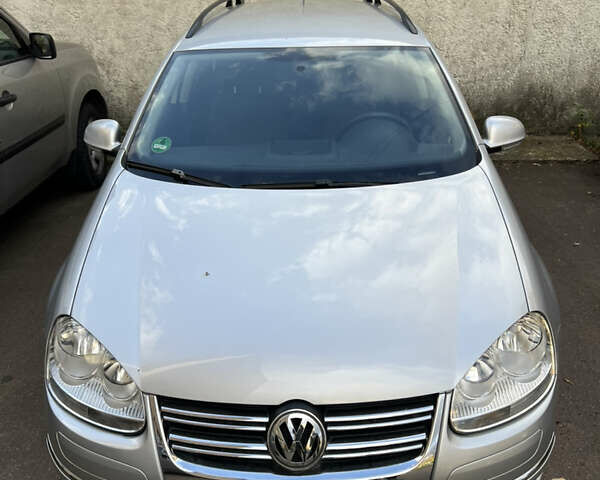 Серый Фольксваген Гольф, объемом двигателя 1.6 л и пробегом 207 тыс. км за 6700 $, фото 5 на Automoto.ua