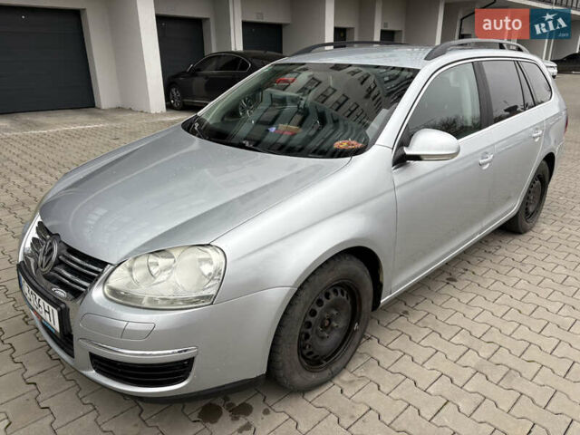 Серый Фольксваген Гольф, объемом двигателя 1.9 л и пробегом 198 тыс. км за 6700 $, фото 1 на Automoto.ua
