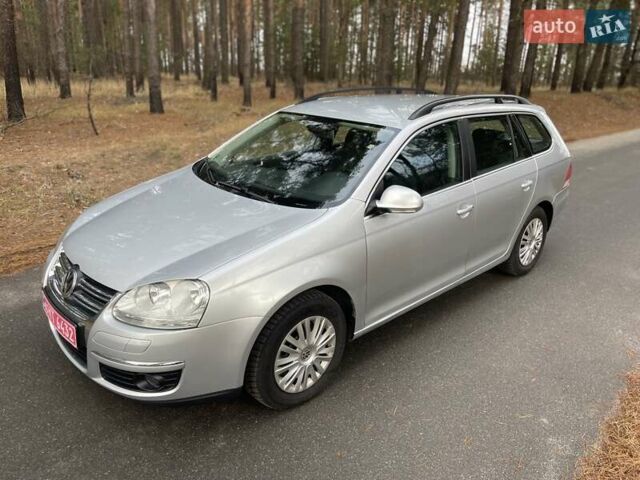 Серый Фольксваген Гольф, объемом двигателя 1.6 л и пробегом 242 тыс. км за 5900 $, фото 12 на Automoto.ua