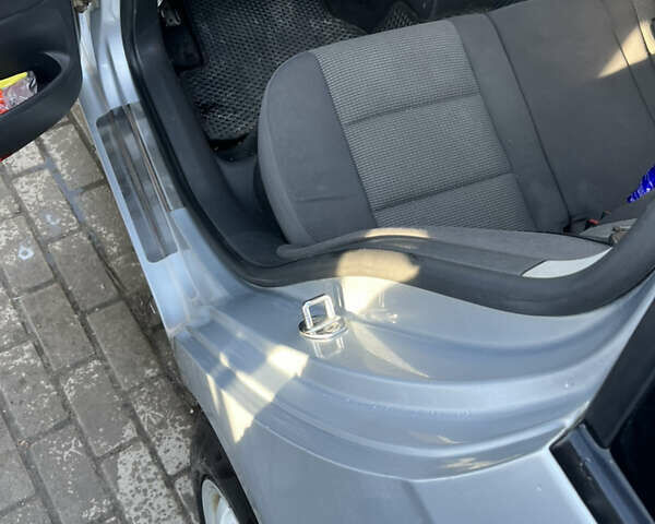 Серый Фольксваген Гольф, объемом двигателя 1.9 л и пробегом 301 тыс. км за 5800 $, фото 9 на Automoto.ua