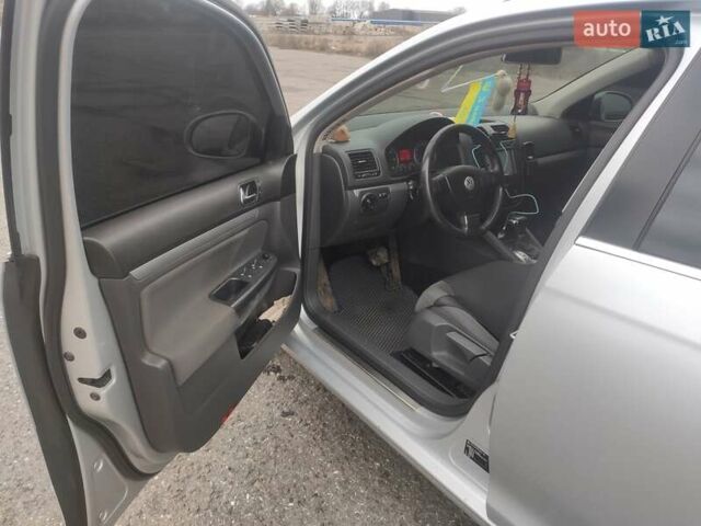 Серый Фольксваген Гольф, объемом двигателя 1.9 л и пробегом 231 тыс. км за 7000 $, фото 8 на Automoto.ua