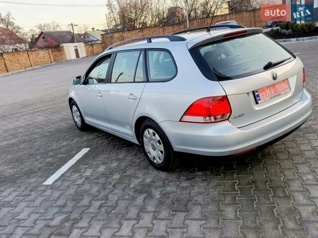 Серый Фольксваген Гольф, объемом двигателя 1.6 л и пробегом 210 тыс. км за 6450 $, фото 8 на Automoto.ua