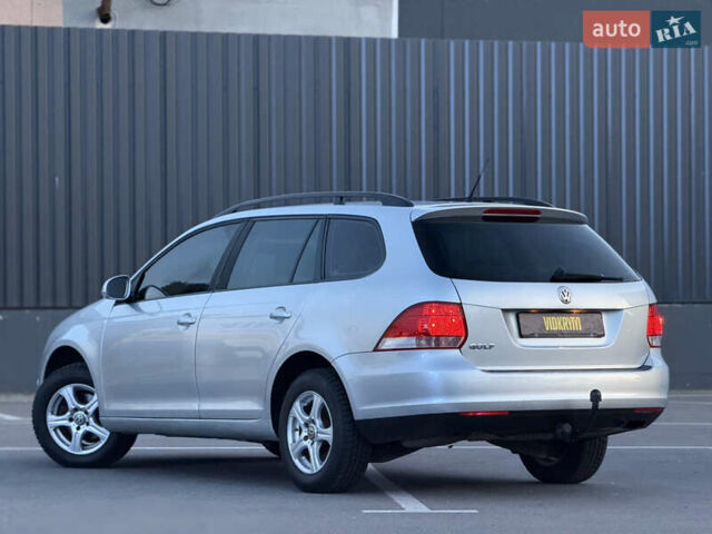Серый Фольксваген Гольф, объемом двигателя 1.6 л и пробегом 287 тыс. км за 5950 $, фото 19 на Automoto.ua