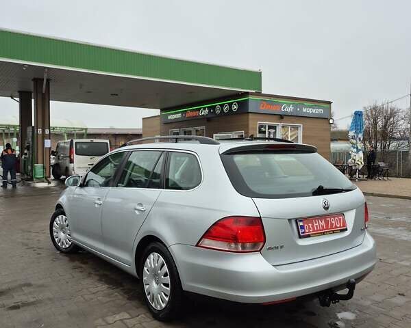 Серый Фольксваген Гольф, объемом двигателя 1.4 л и пробегом 237 тыс. км за 6000 $, фото 1 на Automoto.ua