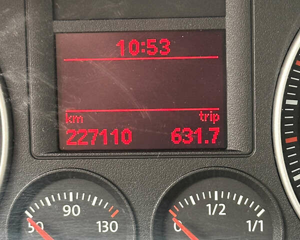 Сірий Фольксваген Гольф, об'ємом двигуна 1.6 л та пробігом 227 тис. км за 6000 $, фото 22 на Automoto.ua