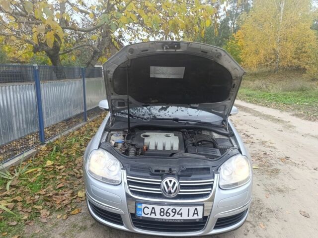 Фольксваген Гольф 2008 в Черкассах на Automoto.ua Серый Фольксваген Гольф, объемом двигателя 0 л и пробегом 291 тыс. км за 7500 $, фото 7 на Automoto.ua