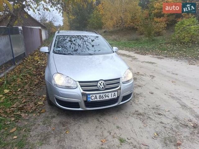 Серый Фольксваген Гольф, объемом двигателя 1.9 л и пробегом 291 тыс. км за 7500 $, фото 1 на Automoto.ua