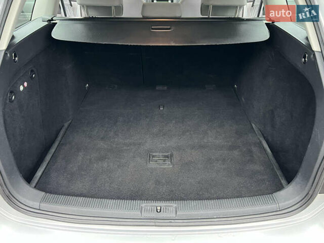 Серый Фольксваген Гольф, объемом двигателя 0 л и пробегом 236 тыс. км за 5800 $, фото 32 на Automoto.ua