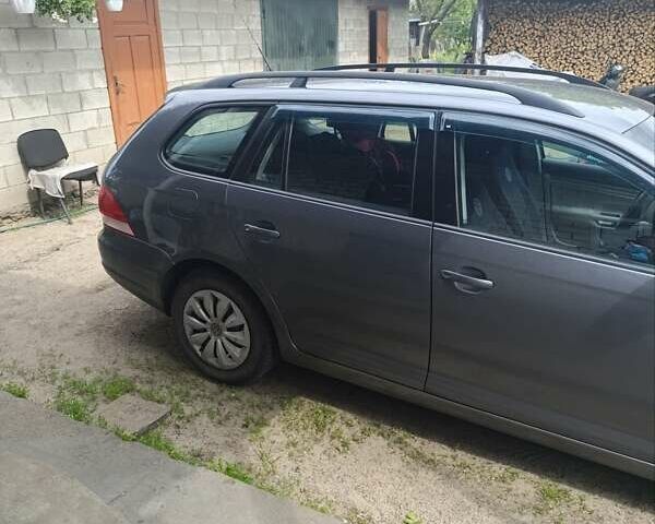 Серый Фольксваген Гольф, объемом двигателя 1.9 л и пробегом 271 тыс. км за 6000 $, фото 3 на Automoto.ua