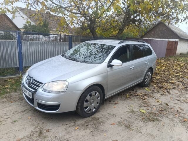 Фольксваген Гольф 2008 в Черкассах на Automoto.ua Серый Фольксваген Гольф, объемом двигателя 0 л и пробегом 291 тыс. км за 7500 $, фото 6 на Automoto.ua