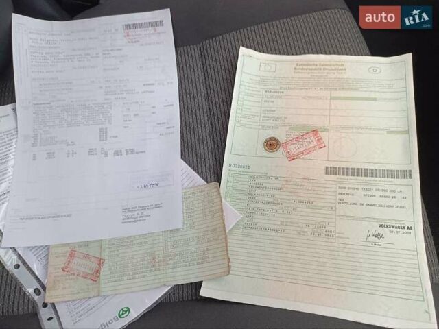 Серый Фольксваген Гольф, объемом двигателя 1.6 л и пробегом 210 тыс. км за 6699 $, фото 36 на Automoto.ua