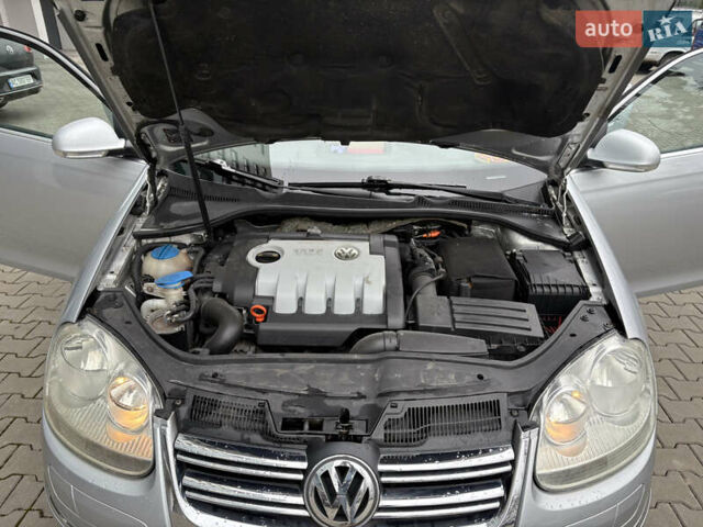 Серый Фольксваген Гольф, объемом двигателя 1.9 л и пробегом 198 тыс. км за 6700 $, фото 12 на Automoto.ua