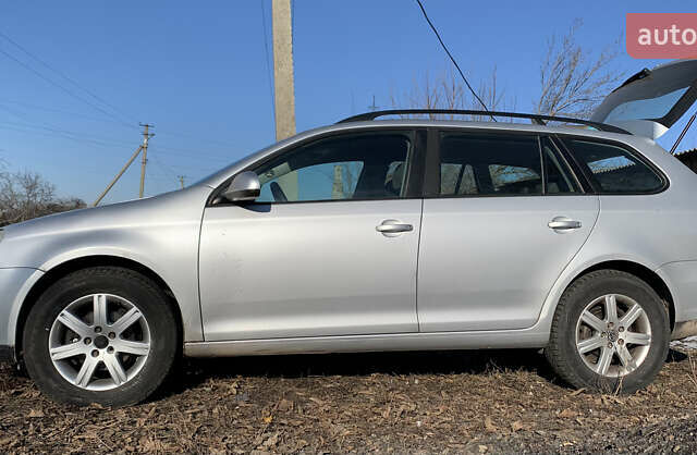 Серый Фольксваген Гольф, объемом двигателя 1.9 л и пробегом 257 тыс. км за 4276 $, фото 4 на Automoto.ua