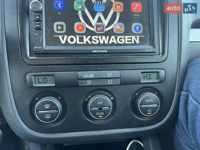 Серый Фольксваген Гольф, объемом двигателя 1.9 л и пробегом 280 тыс. км за 5500 $, фото 1 на Automoto.ua