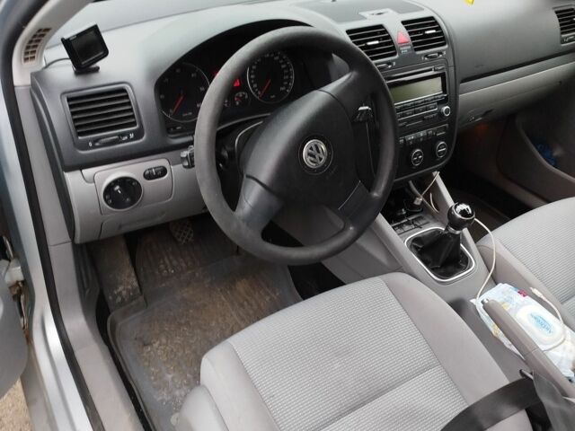 Серый Фольксваген Гольф, объемом двигателя 0 л и пробегом 378 тыс. км за 3100 $, фото 11 на Automoto.ua