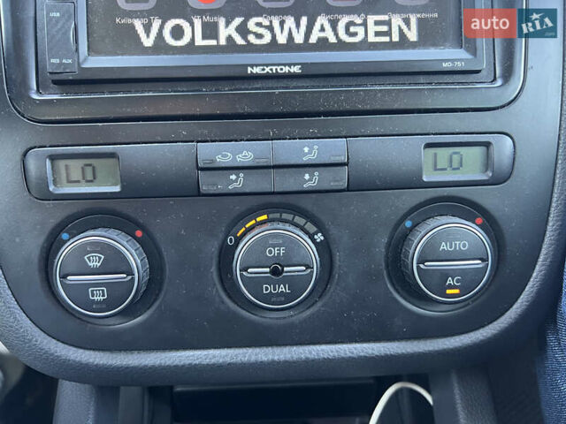 Серый Фольксваген Гольф, объемом двигателя 1.9 л и пробегом 280 тыс. км за 5500 $, фото 2 на Automoto.ua