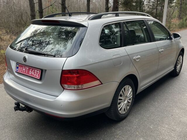 Серый Фольксваген Гольф, объемом двигателя 1.6 л и пробегом 242 тыс. км за 5900 $, фото 3 на Automoto.ua