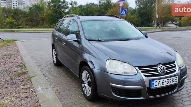 Серый Фольксваген Гольф, объемом двигателя 1.9 л и пробегом 364 тыс. км за 5100 $, фото 2 на Automoto.ua