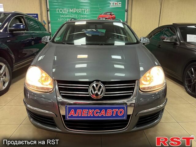 Серый Фольксваген Гольф, объемом двигателя 1.4 л и пробегом 217 тыс. км за 5800 $, фото 1 на Automoto.ua