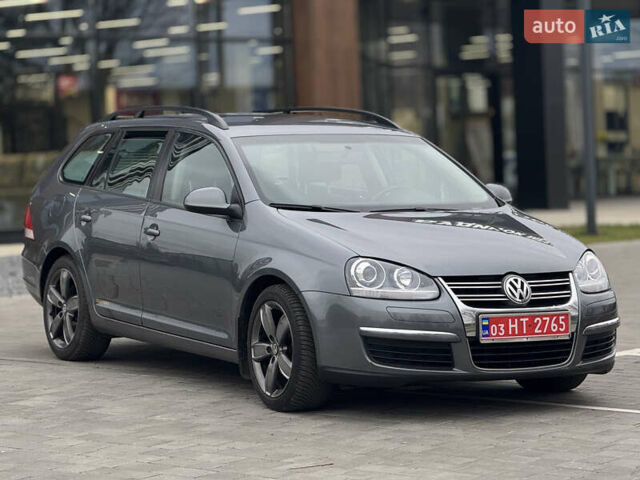 Сірий Фольксваген Гольф, об'ємом двигуна 1.6 л та пробігом 202 тис. км за 6350 $, фото 3 на Automoto.ua