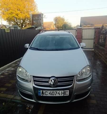 Серый Фольксваген Гольф, объемом двигателя 1.4 л и пробегом 193 тыс. км за 5800 $, фото 8 на Automoto.ua