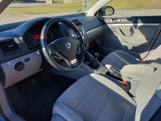 Серый Фольксваген Гольф, объемом двигателя 1.4 л и пробегом 189 тыс. км за 6399 $, фото 11 на Automoto.ua