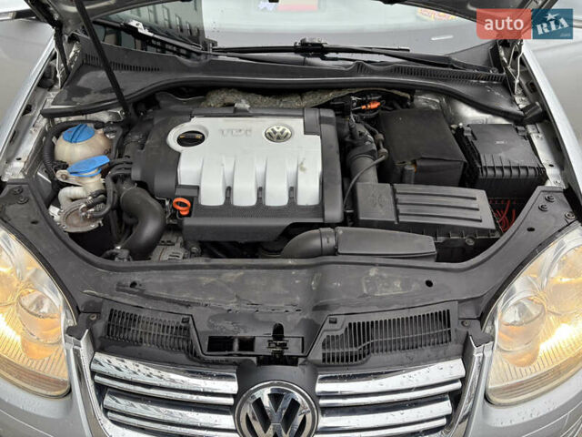 Серый Фольксваген Гольф, объемом двигателя 1.9 л и пробегом 198 тыс. км за 6700 $, фото 11 на Automoto.ua