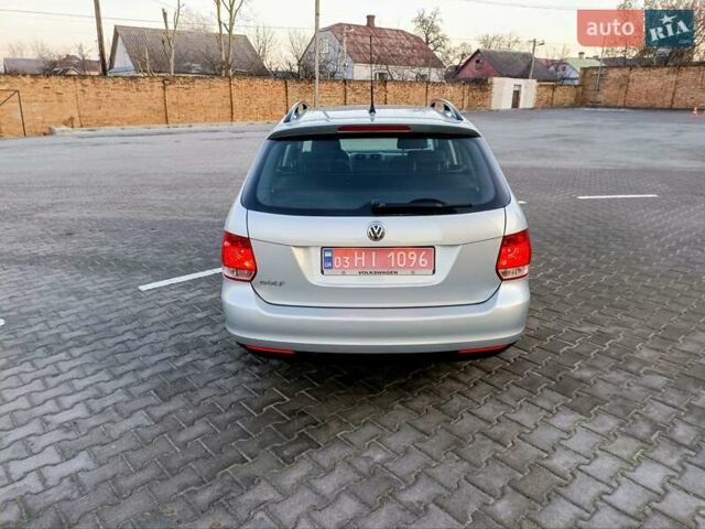 Серый Фольксваген Гольф, объемом двигателя 1.6 л и пробегом 210 тыс. км за 6450 $, фото 9 на Automoto.ua