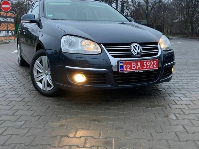 Серый Фольксваген Гольф, объемом двигателя 1.6 л и пробегом 266 тыс. км за 6750 $, фото 1 на Automoto.ua