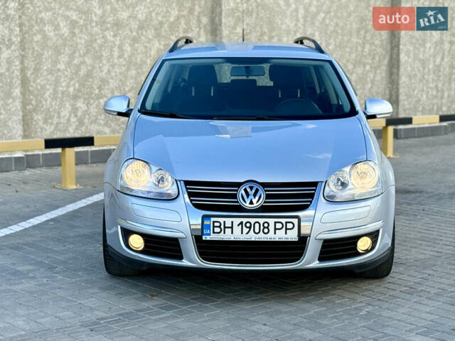 Сірий Фольксваген Гольф, об'ємом двигуна 1.4 л та пробігом 206 тис. км за 6900 $, фото 5 на Automoto.ua