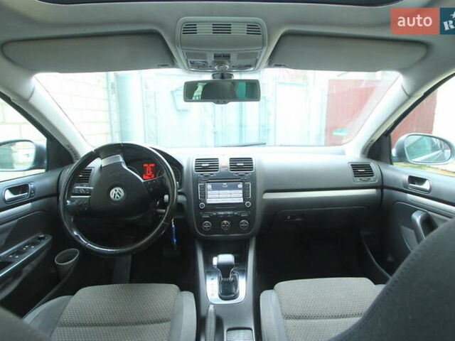 Серый Фольксваген Гольф, объемом двигателя 1.97 л и пробегом 257 тыс. км за 7500 $, фото 22 на Automoto.ua