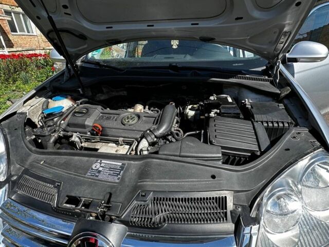 Сірий Фольксваген Гольф, об'ємом двигуна 0.14 л та пробігом 299 тис. км за 6200 $, фото 7 на Automoto.ua