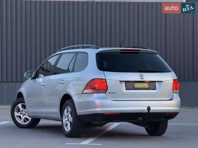 Серый Фольксваген Гольф, объемом двигателя 1.6 л и пробегом 287 тыс. км за 5950 $, фото 17 на Automoto.ua