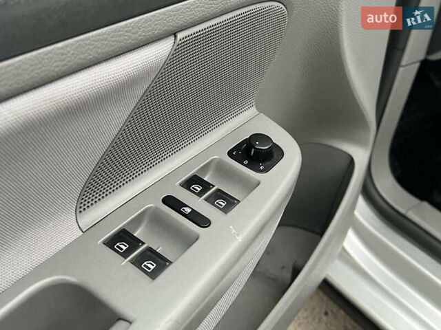 Серый Фольксваген Гольф, объемом двигателя 0 л и пробегом 236 тыс. км за 5800 $, фото 21 на Automoto.ua