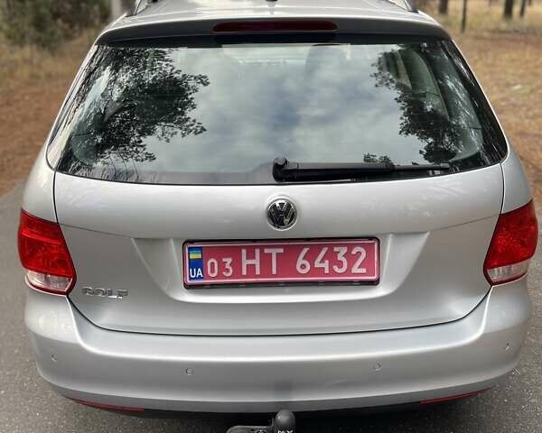 Серый Фольксваген Гольф, объемом двигателя 1.6 л и пробегом 242 тыс. км за 5900 $, фото 9 на Automoto.ua