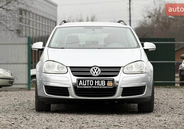 Серый Фольксваген Гольф, объемом двигателя 1.6 л и пробегом 218 тыс. км за 6900 $, фото 3 на Automoto.ua