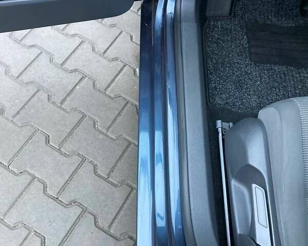 Серый Фольксваген Гольф, объемом двигателя 1.6 л и пробегом 266 тыс. км за 6899 $, фото 46 на Automoto.ua