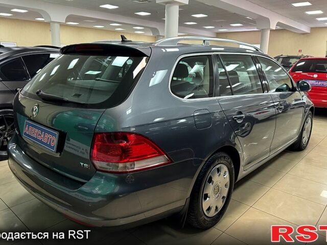 Серый Фольксваген Гольф, объемом двигателя 1.4 л и пробегом 217 тыс. км за 5800 $, фото 5 на Automoto.ua