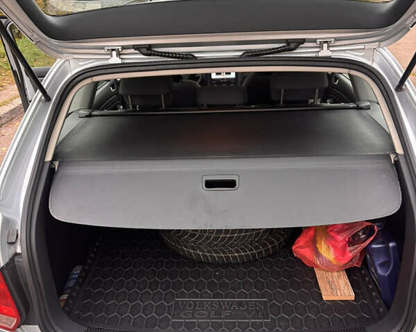 Серый Фольксваген Гольф, объемом двигателя 1.6 л и пробегом 250 тыс. км за 5999 $, фото 11 на Automoto.ua